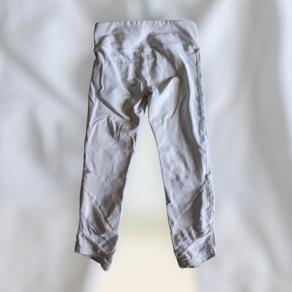 Alo White Cropped Mesh Leggings 21" - Picture 3 of 3
